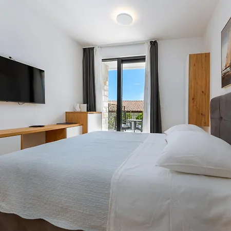 Senzen Guest house Baska Voda