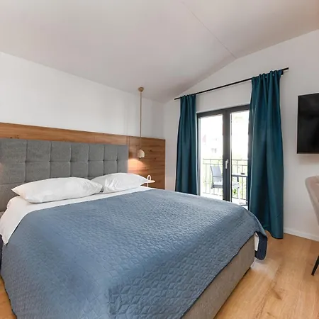 Senzen 4* Baška Voda