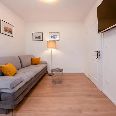 Senzen Guest house Baska Voda